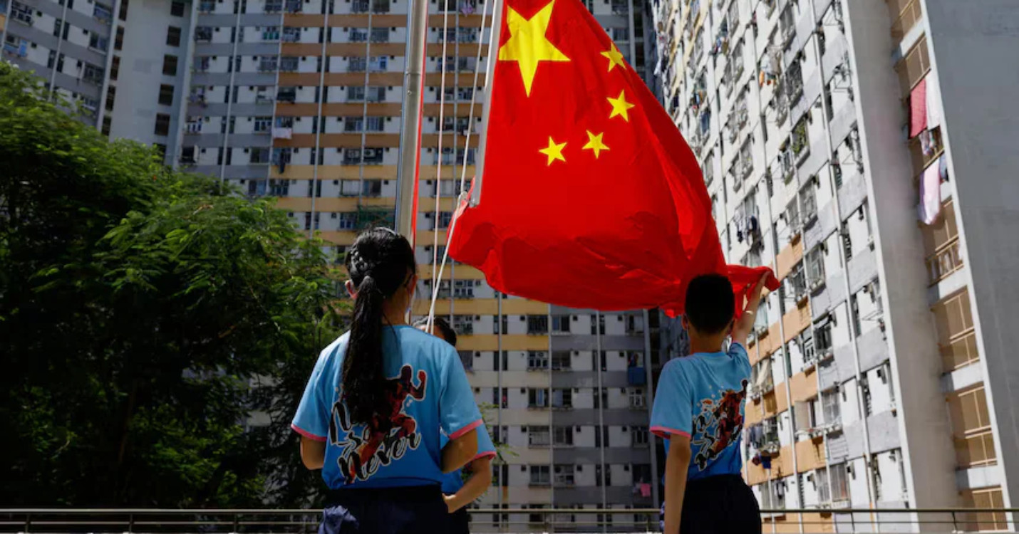 L’hymne national à l’école – Diner de gala de la Chambre de commerce français de Macao