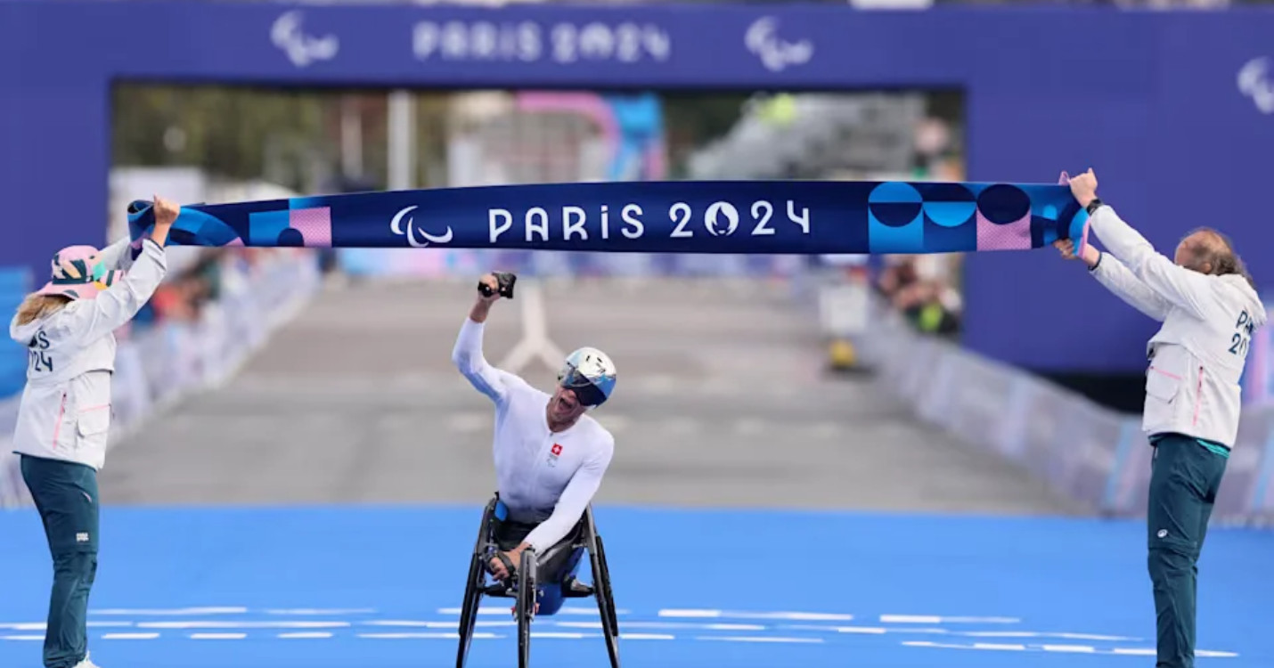 Paralympiques : “L’ouverture sous le signe des moments de grâce et de militantisme festif”.